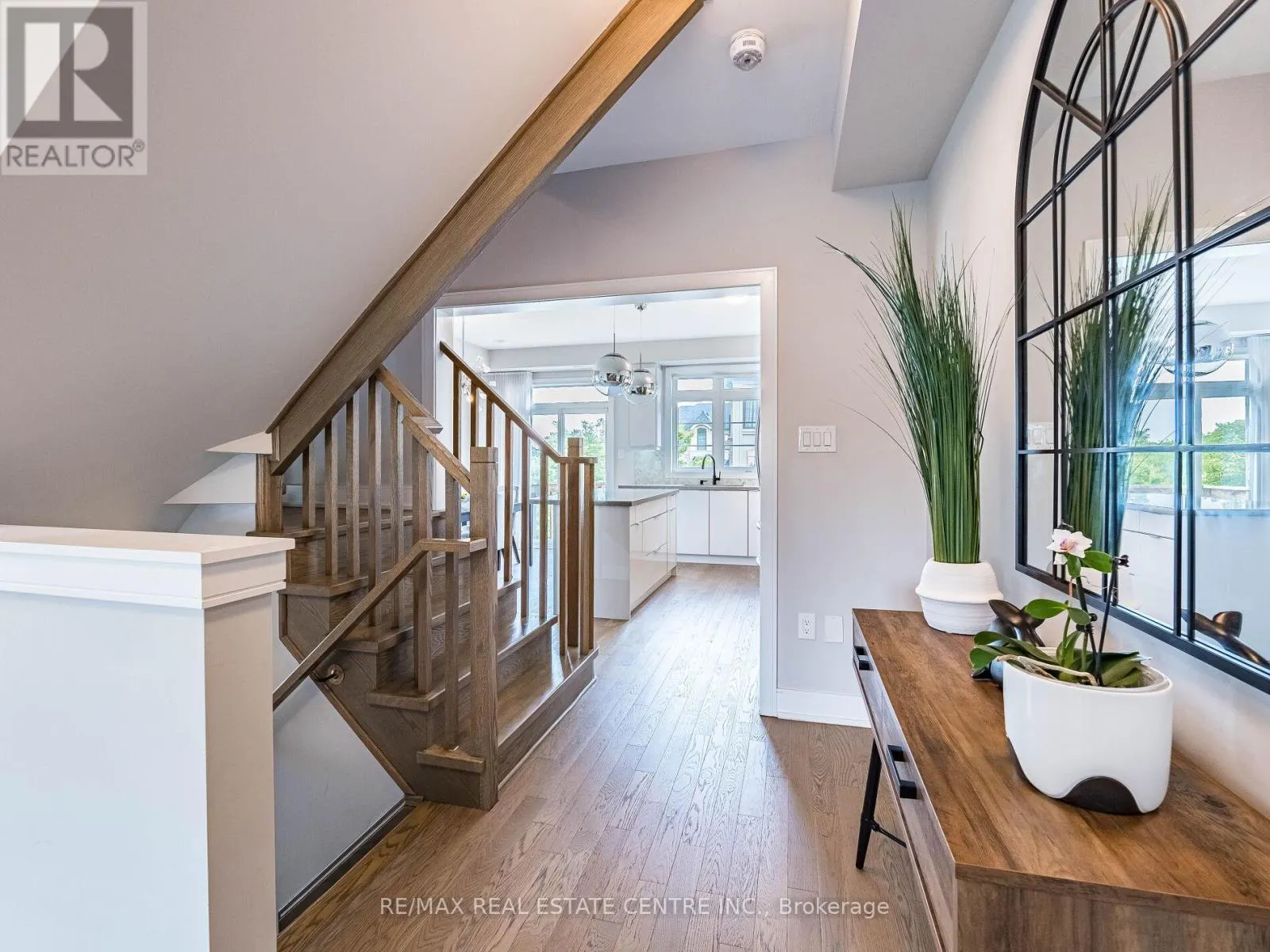 1170 BEACHCOMBER ROAD