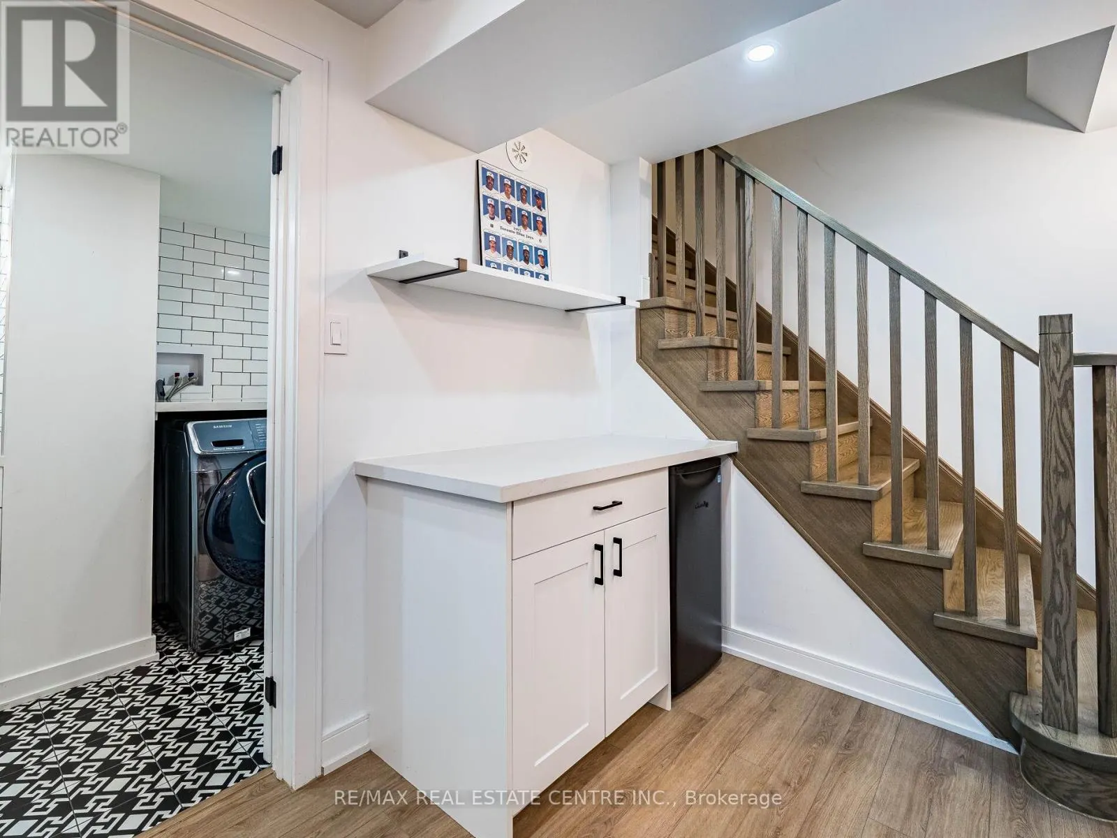 1170 BEACHCOMBER ROAD