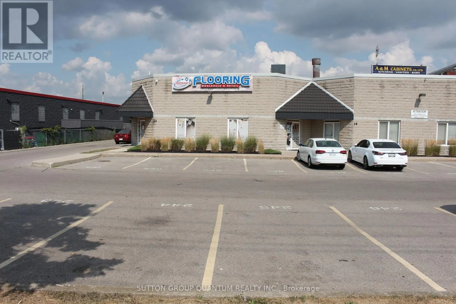 29 - 2359 ROYAL WINDSOR DRIVE