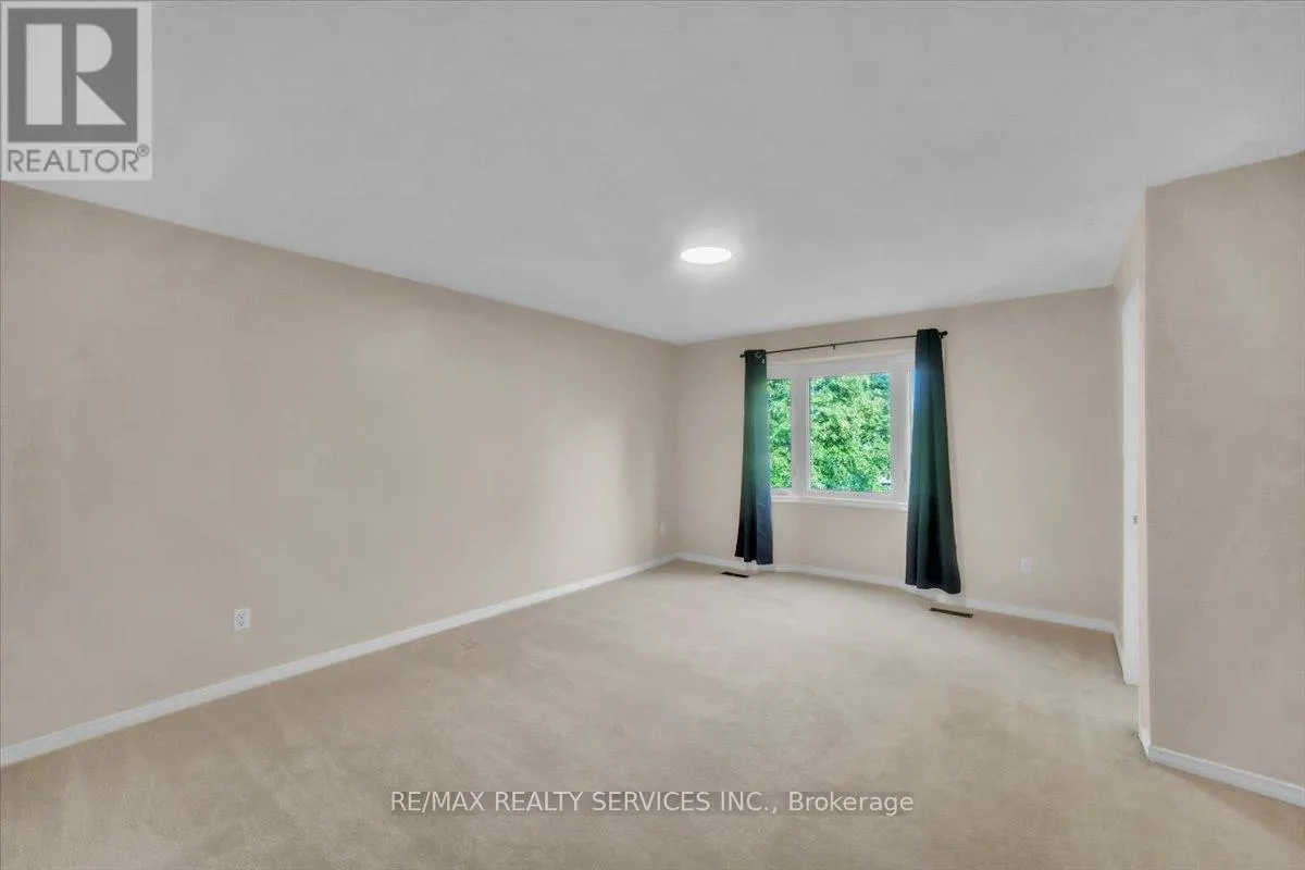 19 BLOSSOM AVENUE