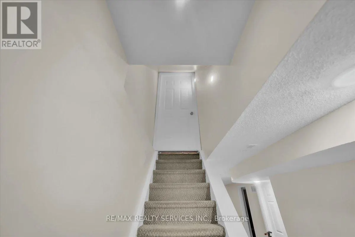 19 BLOSSOM AVENUE