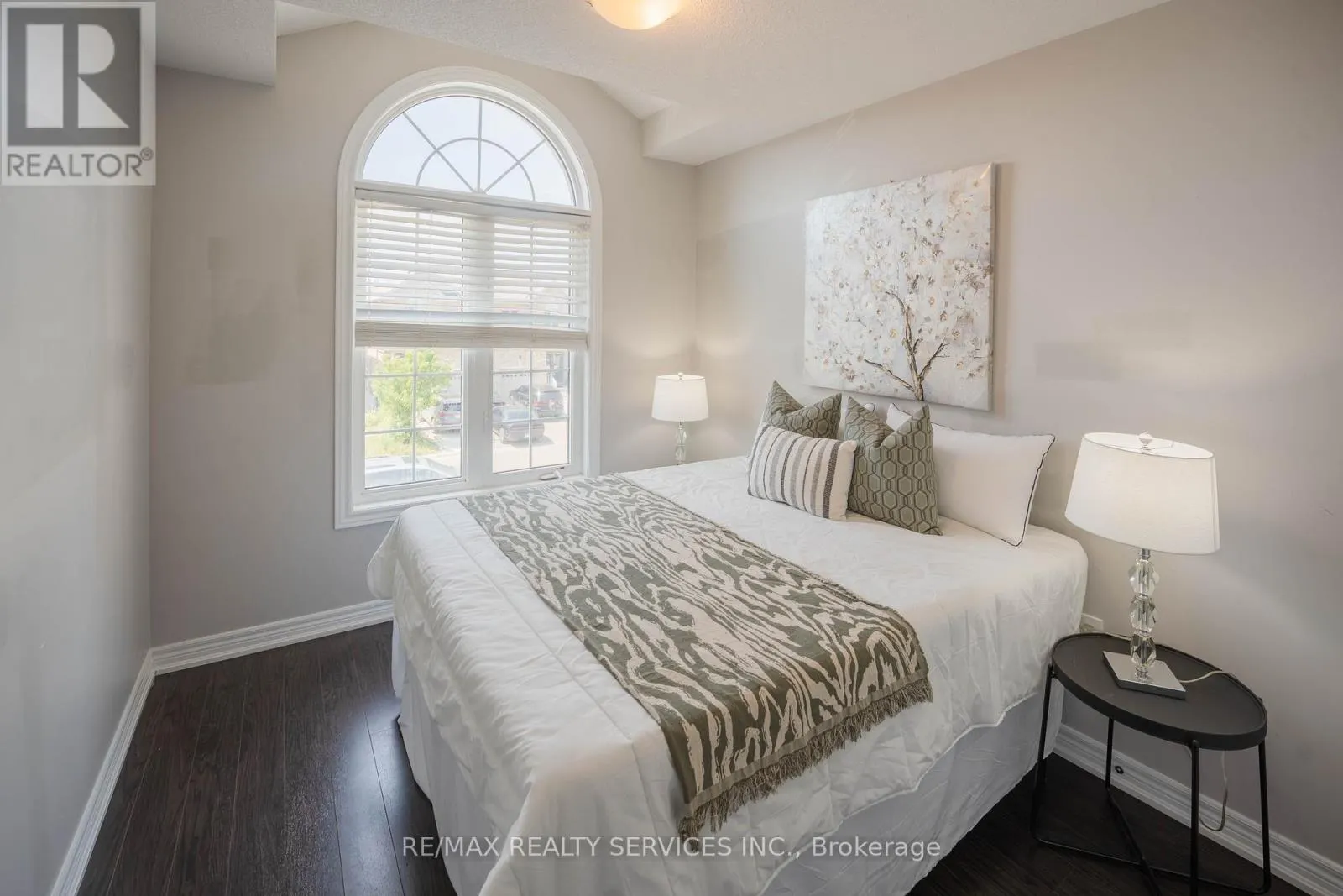 15 EBURY DRIVE
