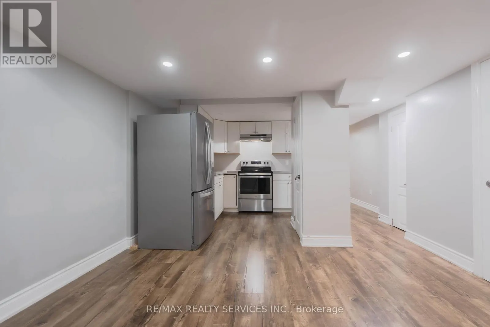 15 EBURY DRIVE