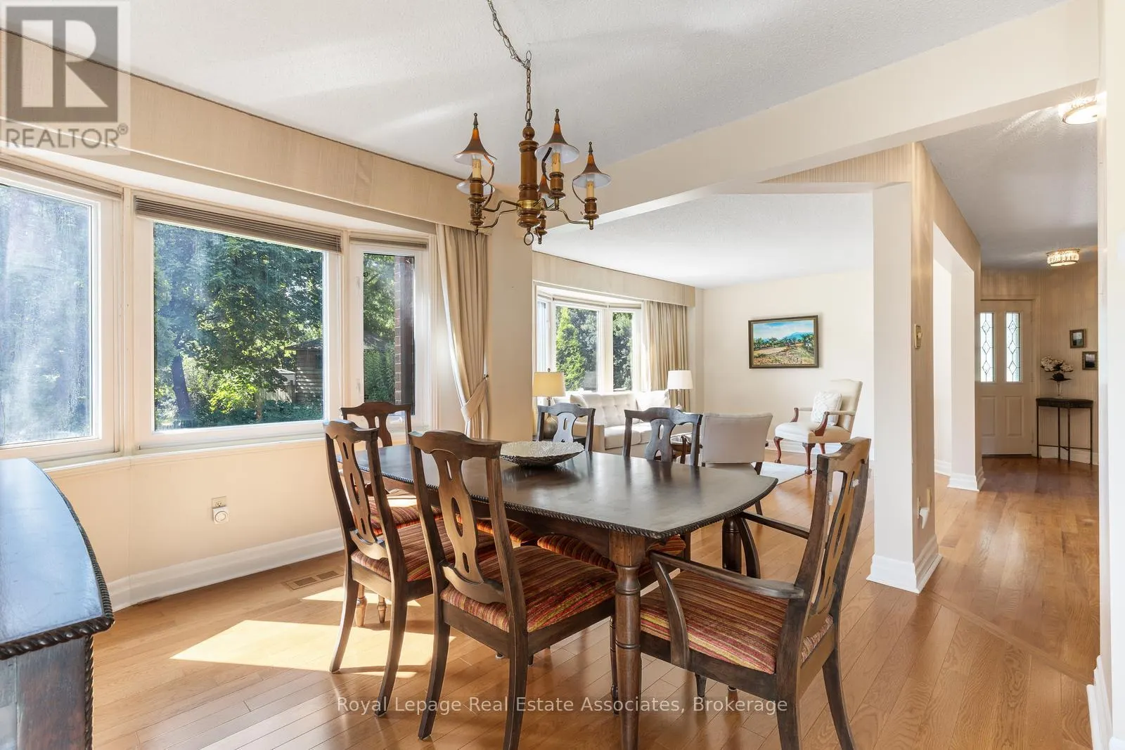 4424 TREETOP COURT