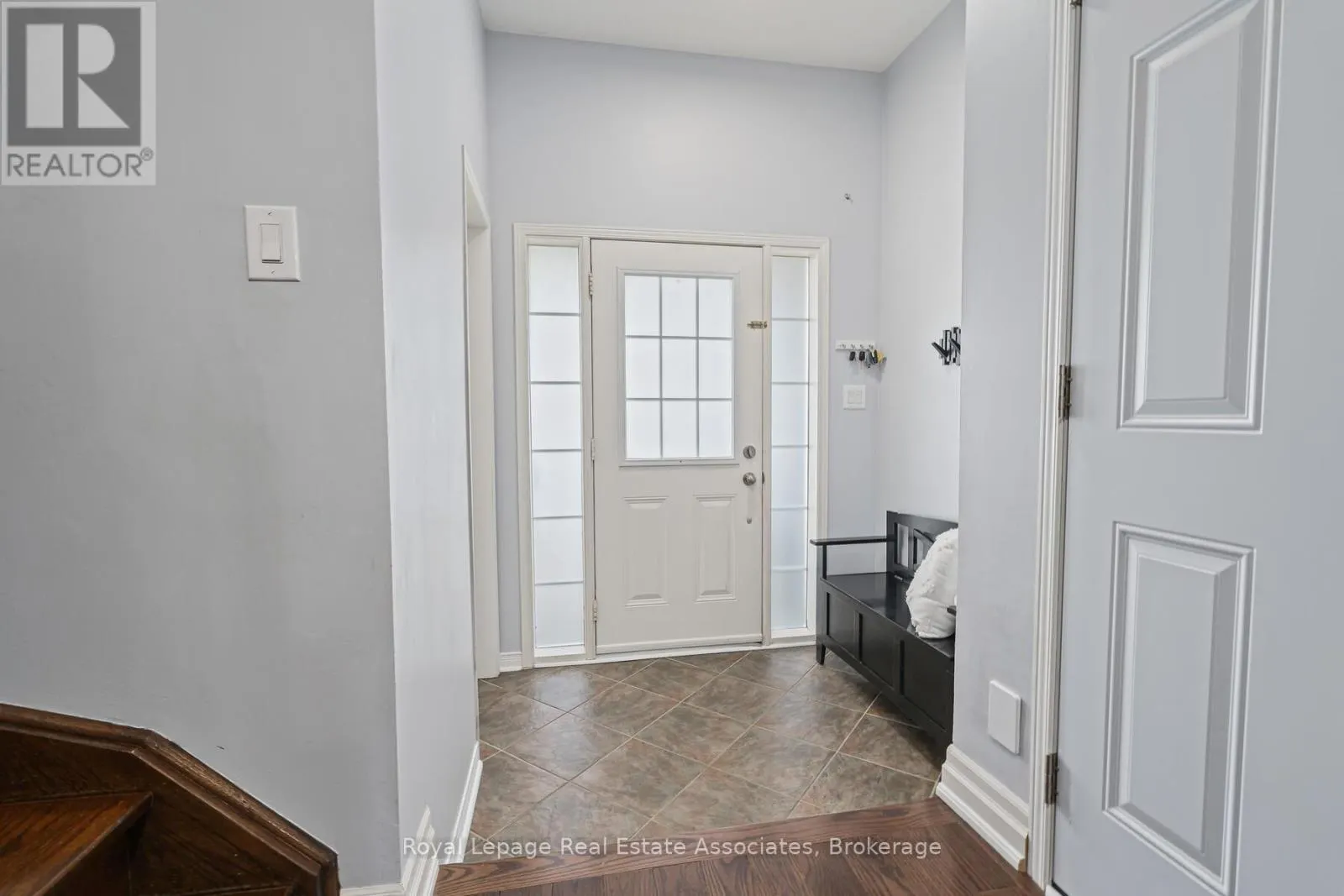 117 NIAGARA TRAIL