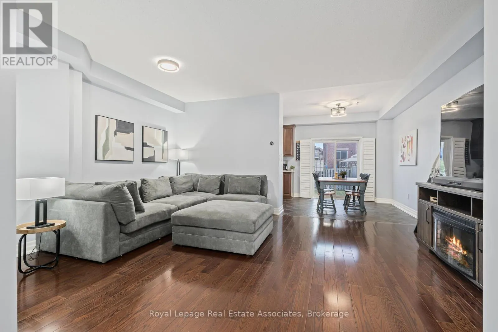 117 NIAGARA TRAIL