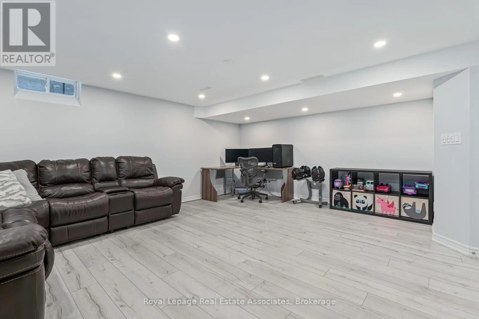 117 NIAGARA TRAIL