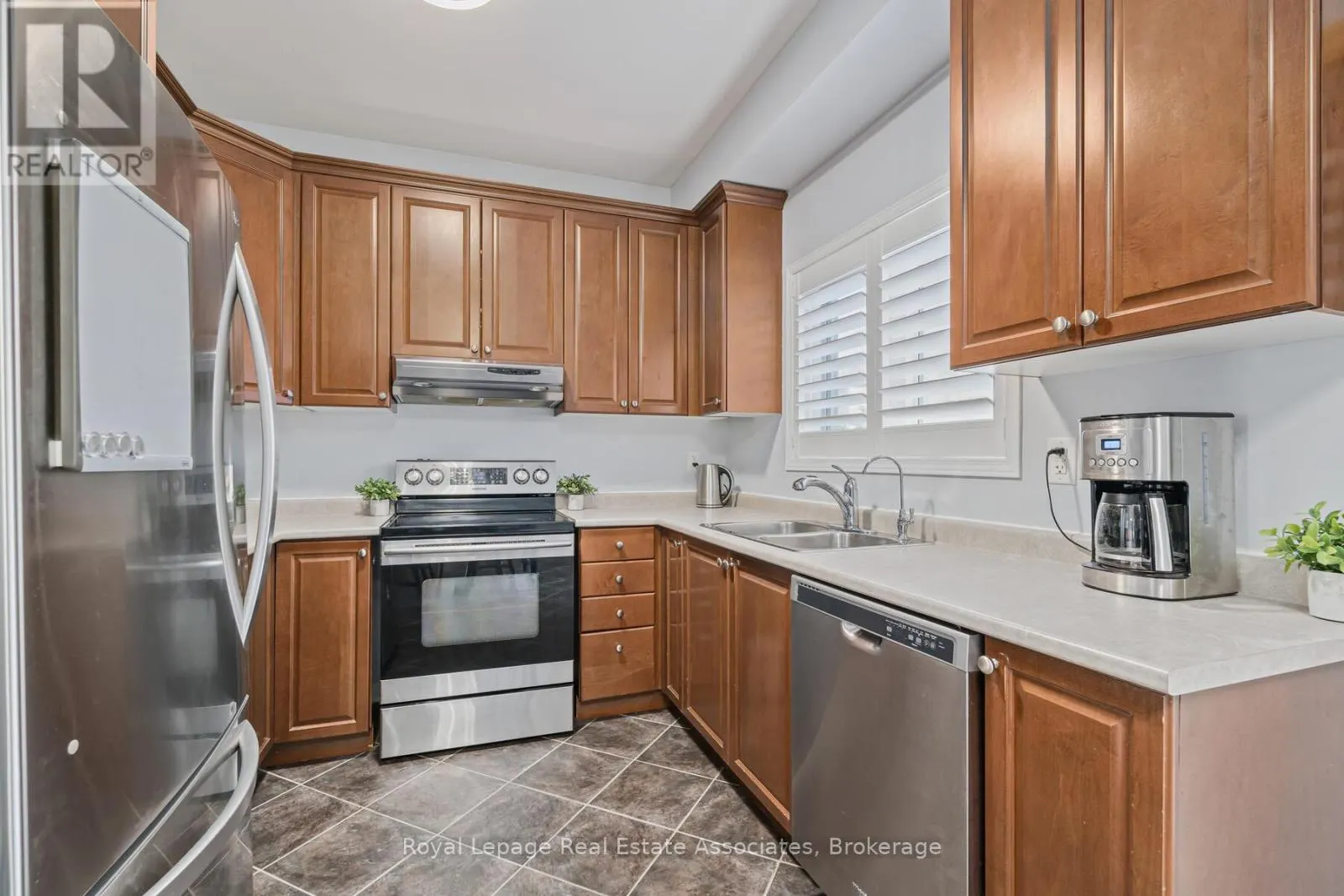 117 NIAGARA TRAIL
