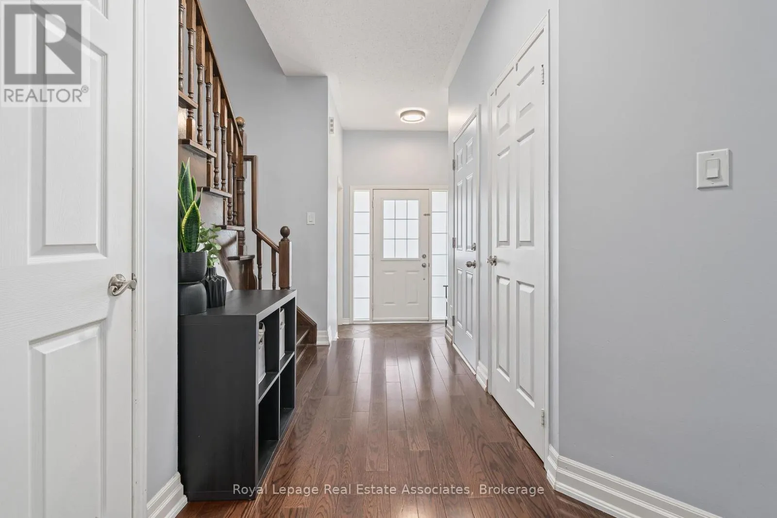 117 NIAGARA TRAIL