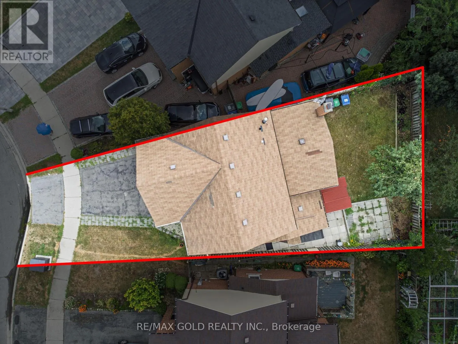 4032 TEAKWOOD DRIVE