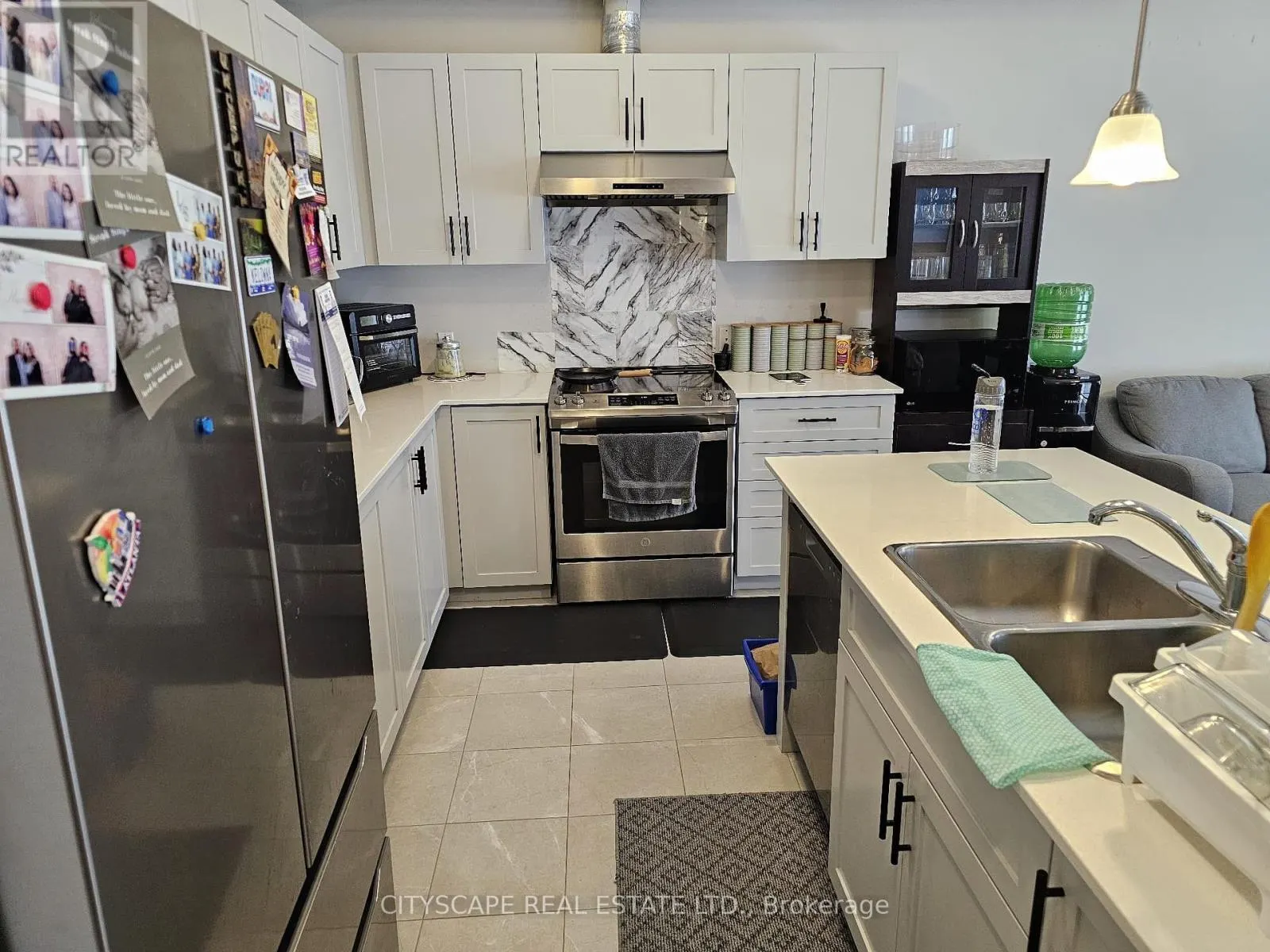 25 BRAIDA LANE