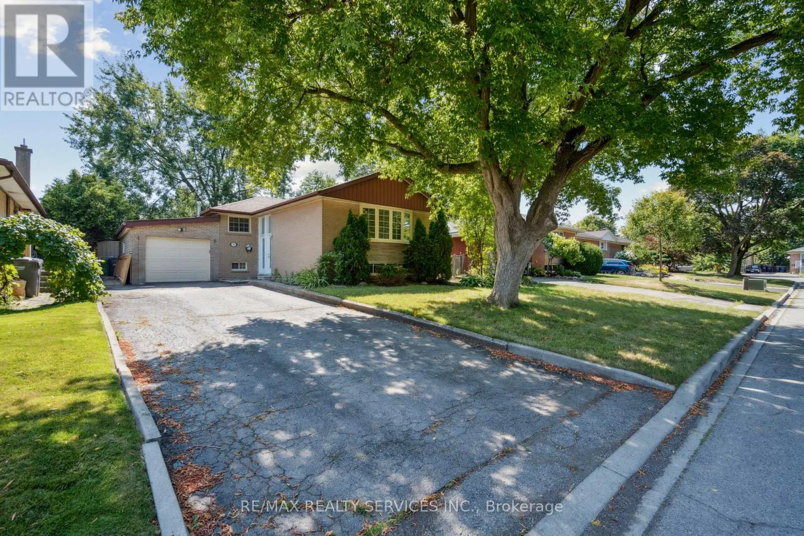 15 MCCLURE AVENUE