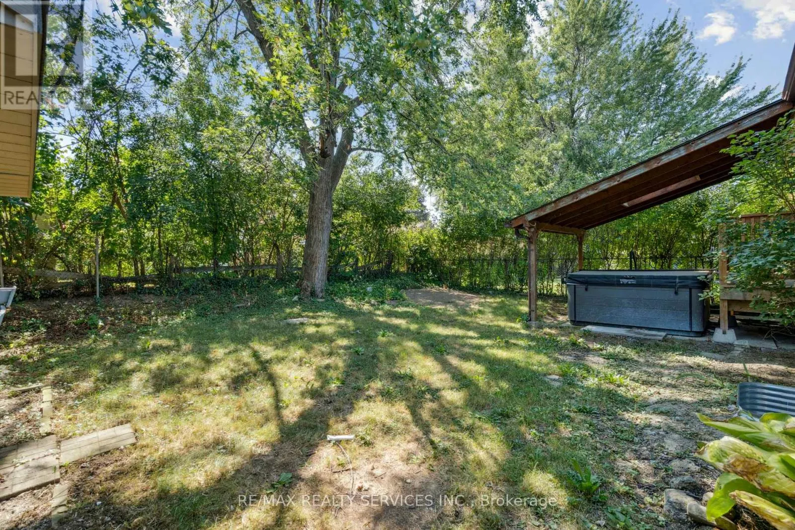 15 MCCLURE AVENUE