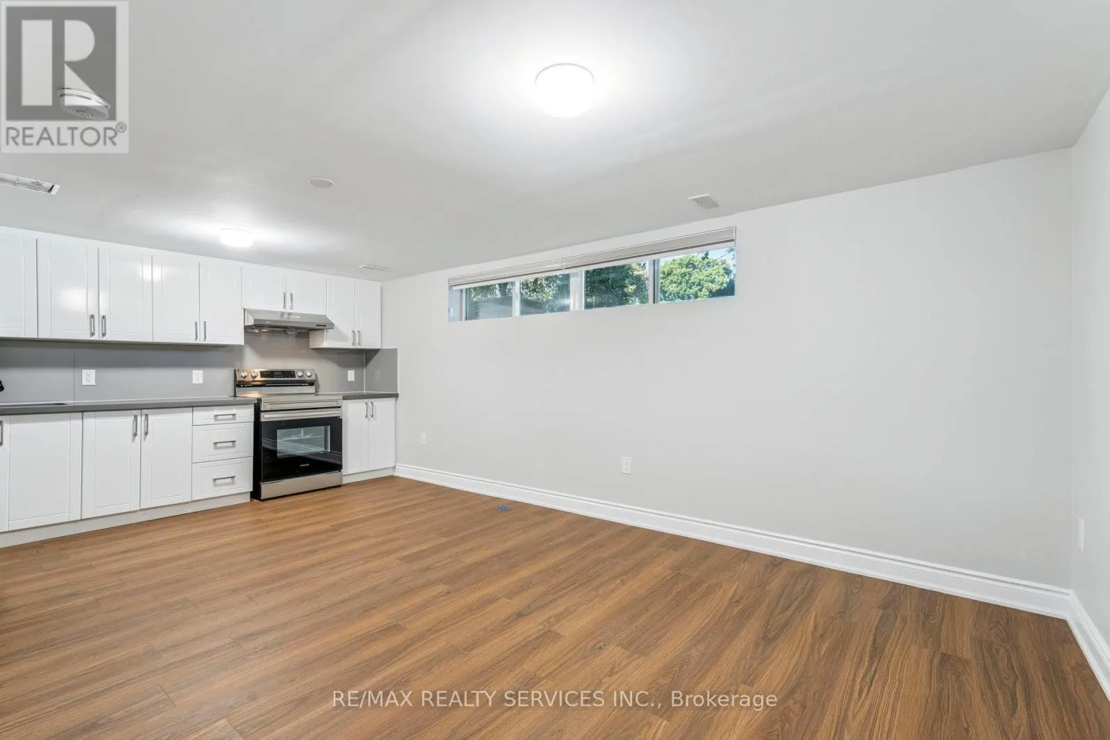 15 MCCLURE AVENUE