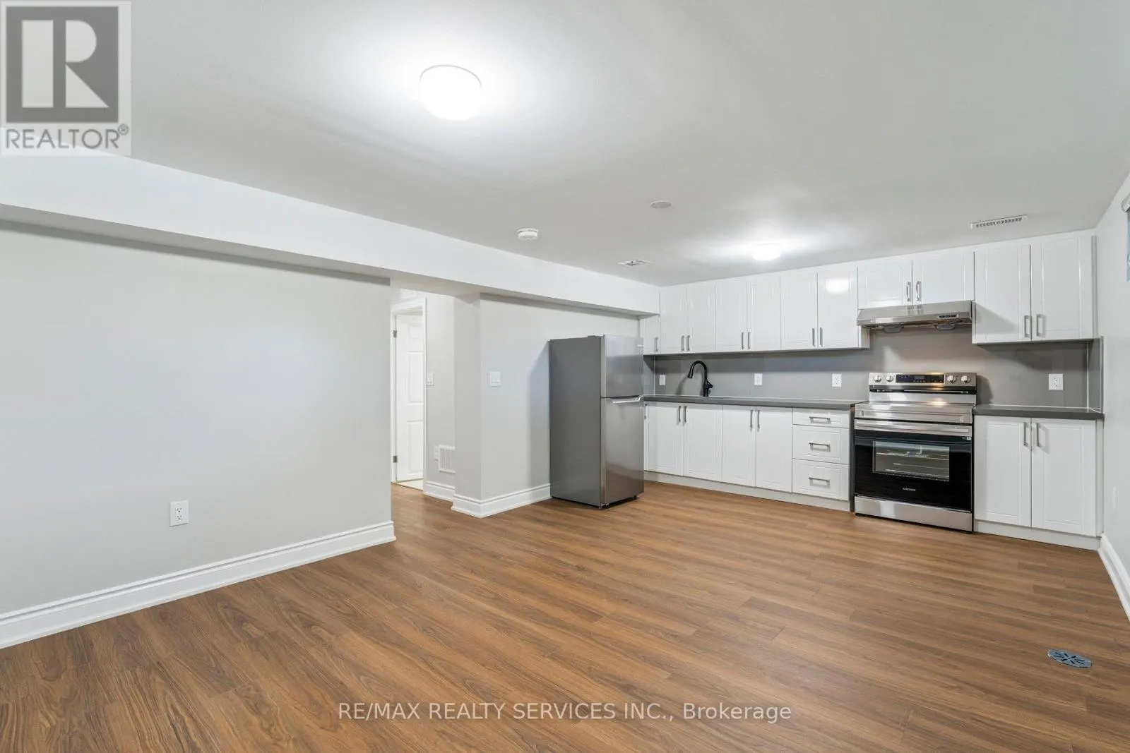 15 MCCLURE AVENUE