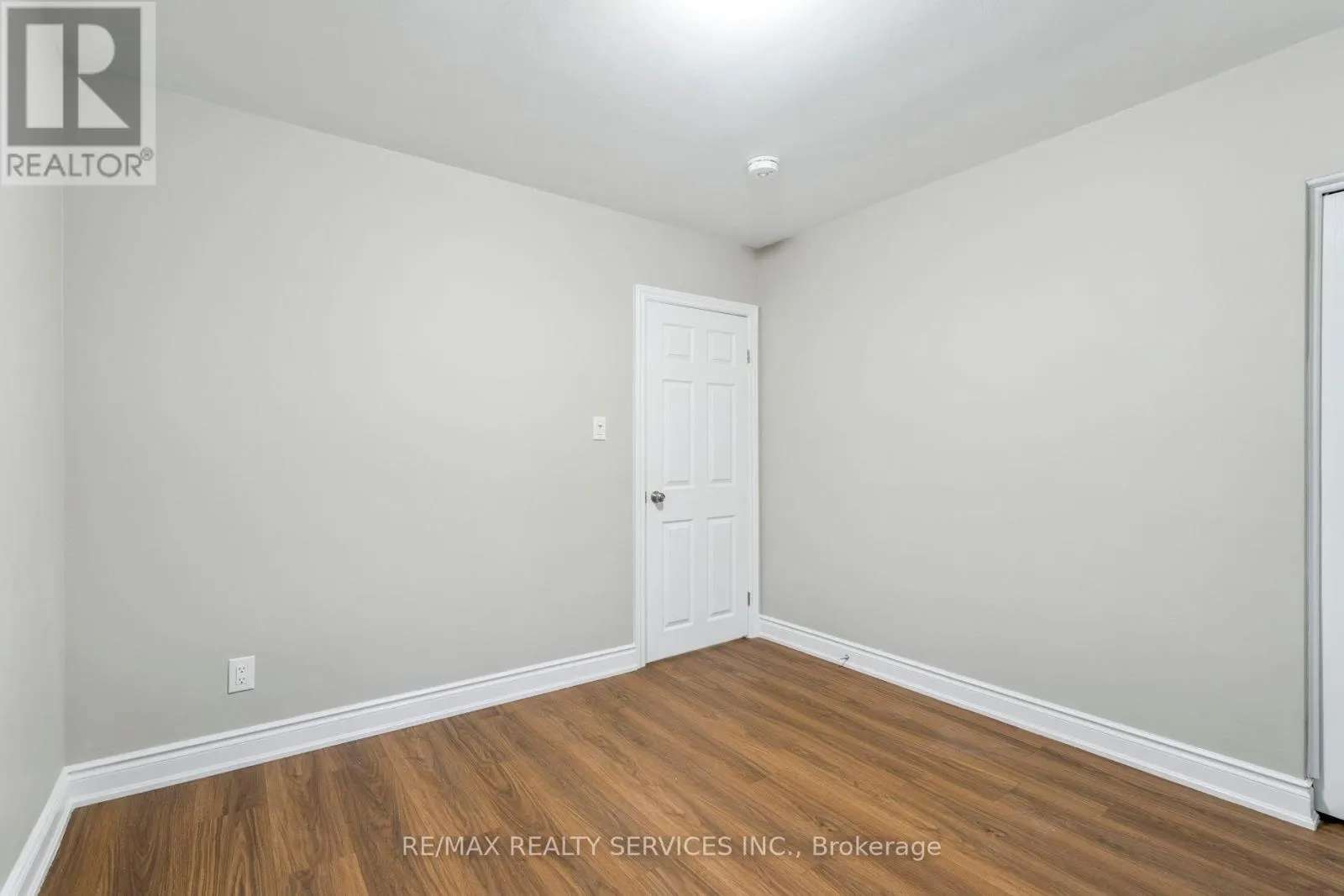 15 MCCLURE AVENUE