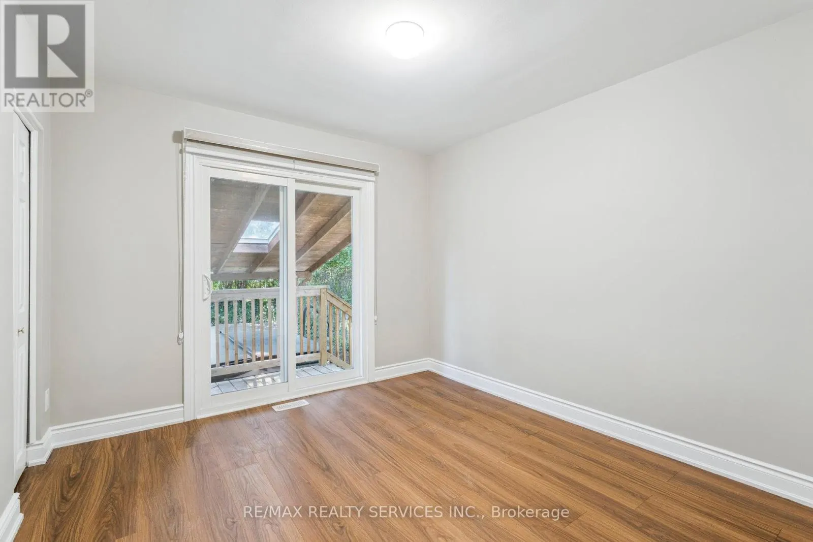 15 MCCLURE AVENUE