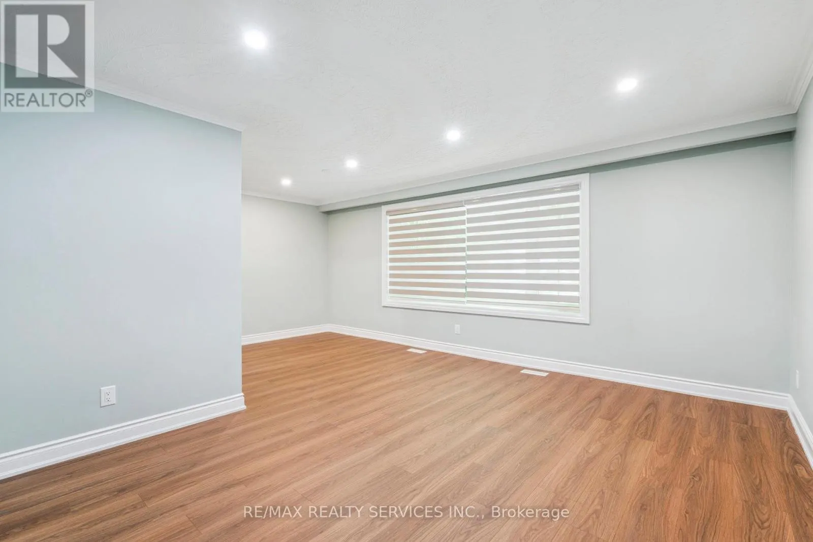 15 MCCLURE AVENUE