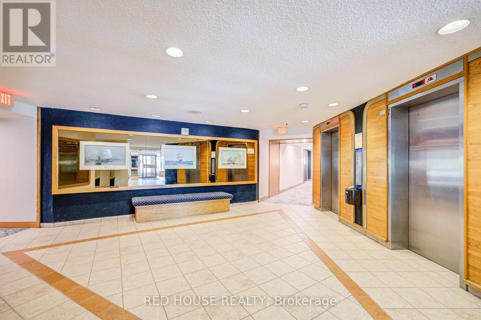 809 - 5250 LAKESHORE ROAD
