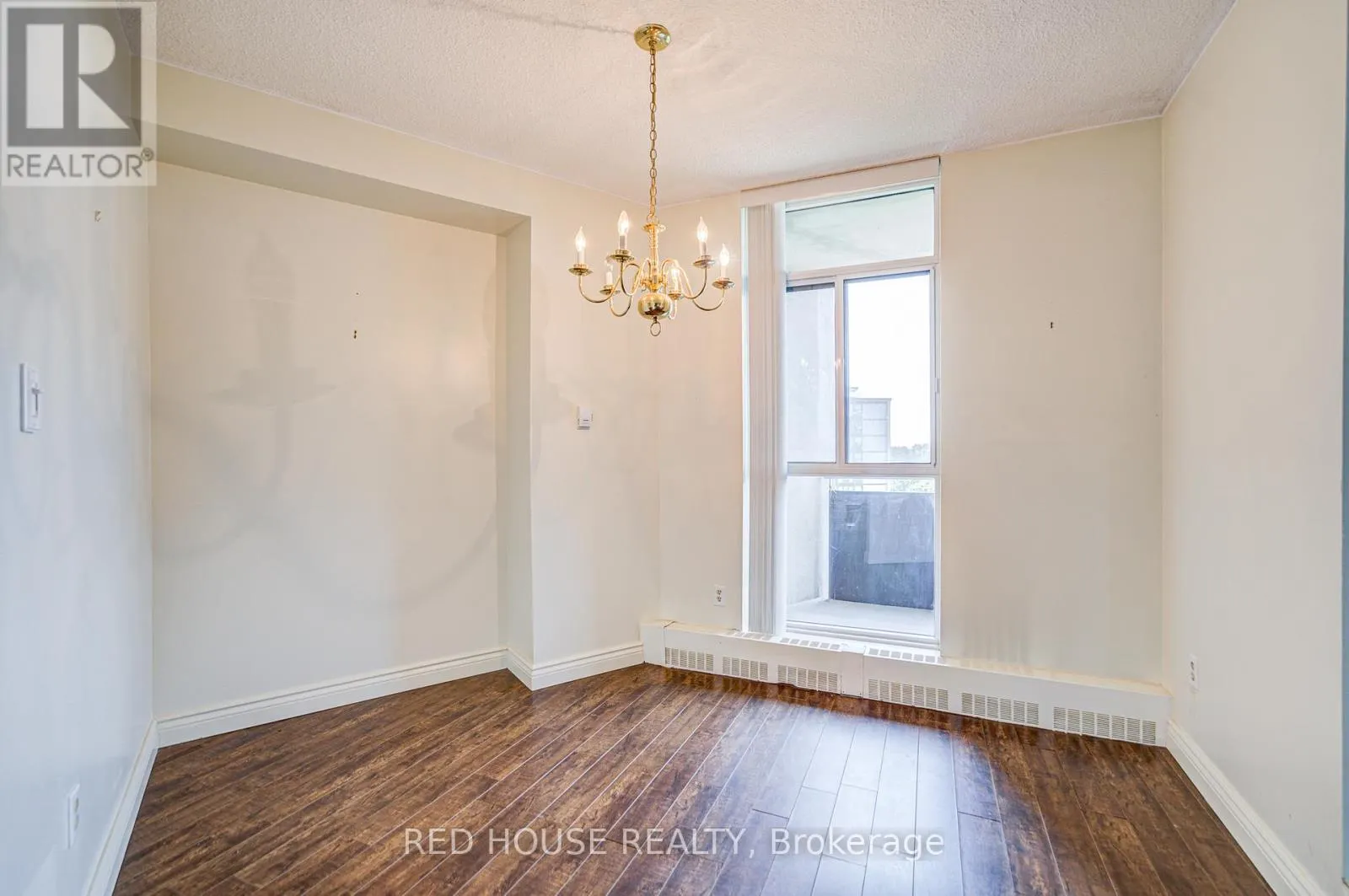 809 - 5250 LAKESHORE ROAD