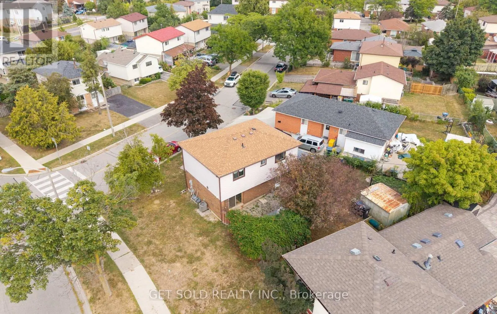 36 SHALOM CRESCENT