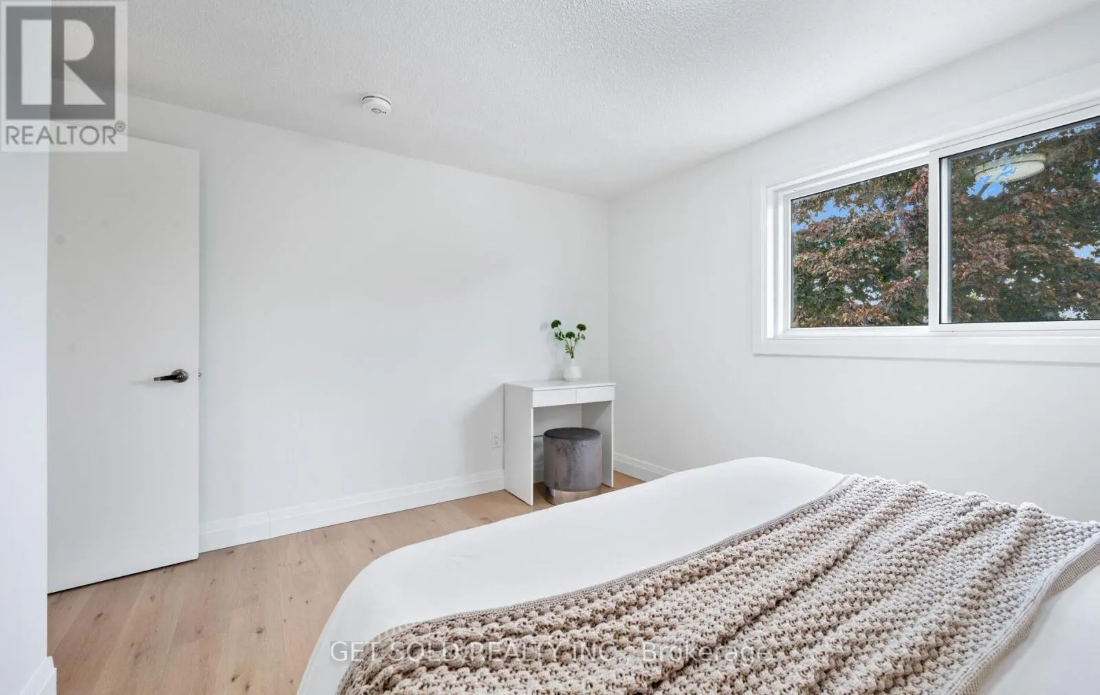 36 SHALOM CRESCENT