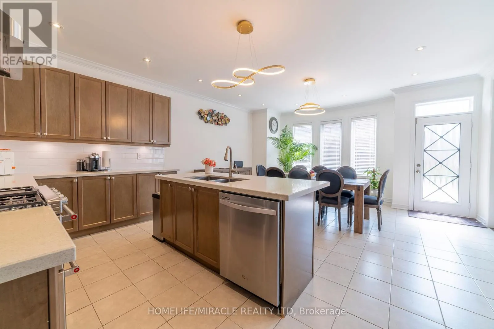 86 JUNETOWN CIRCLE
