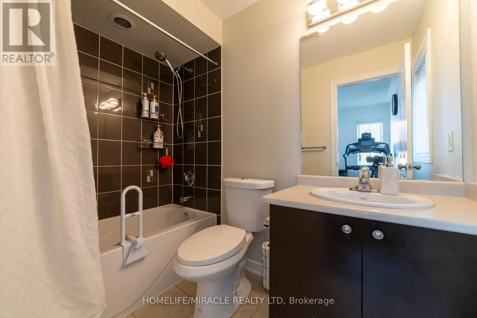 86 JUNETOWN CIRCLE