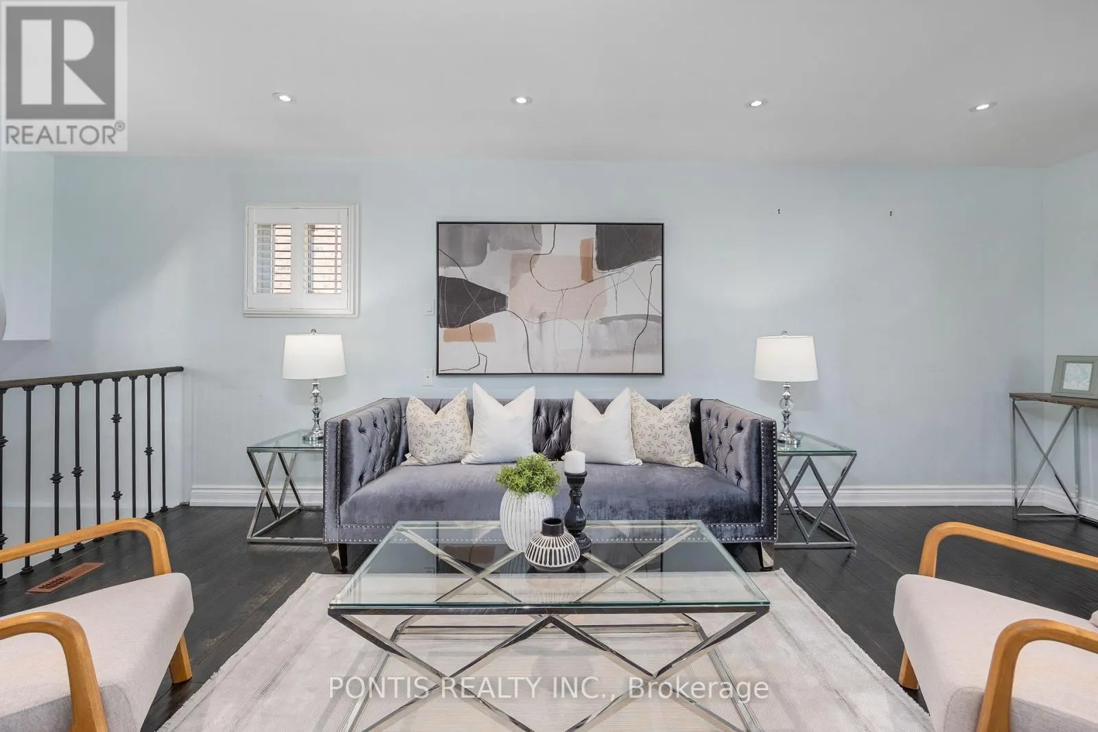 438 ABERFOYLE COURT