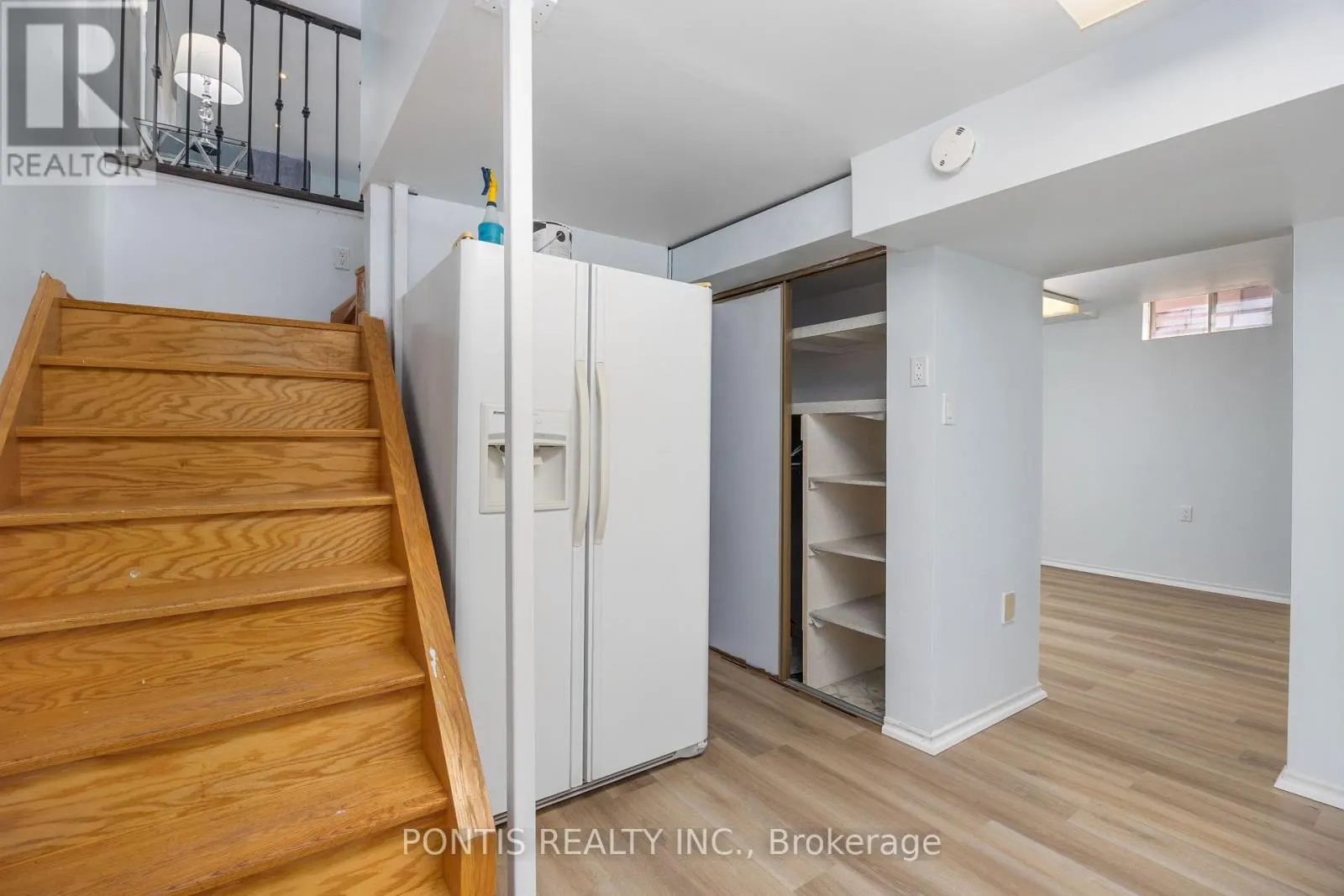 438 ABERFOYLE COURT