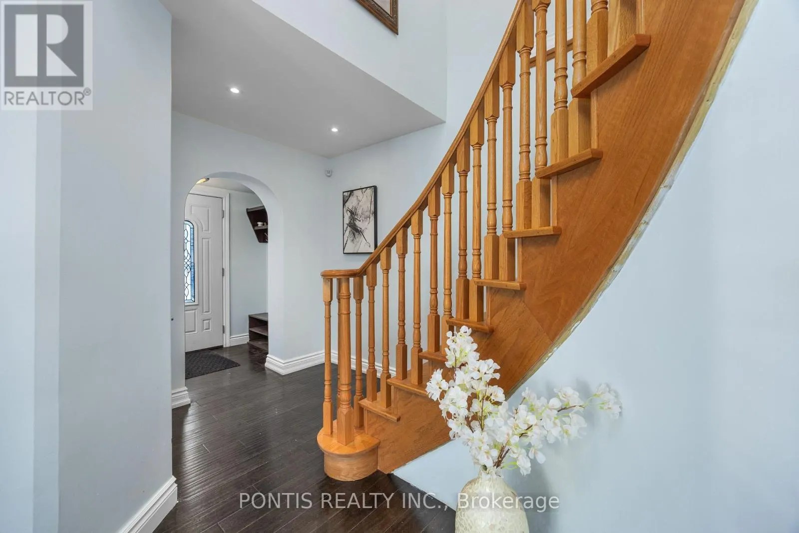 438 ABERFOYLE COURT