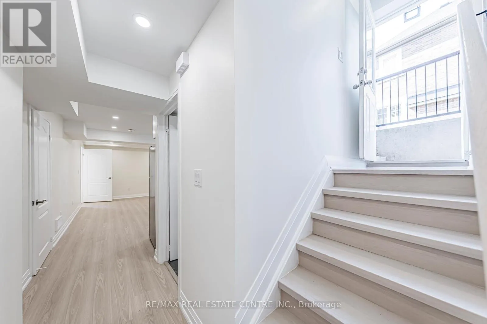 326 ENGLISH MILL COURT
