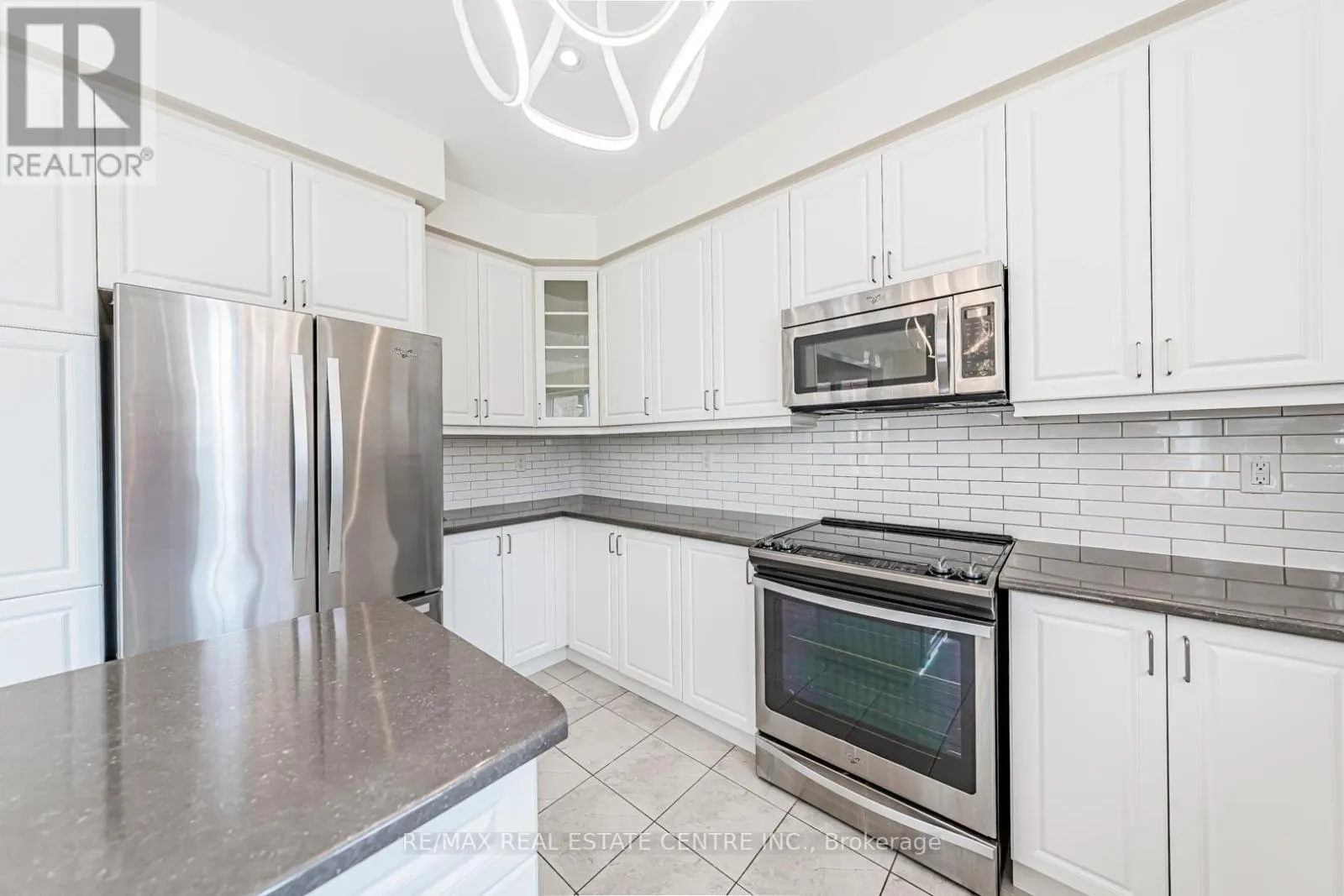 326 ENGLISH MILL COURT