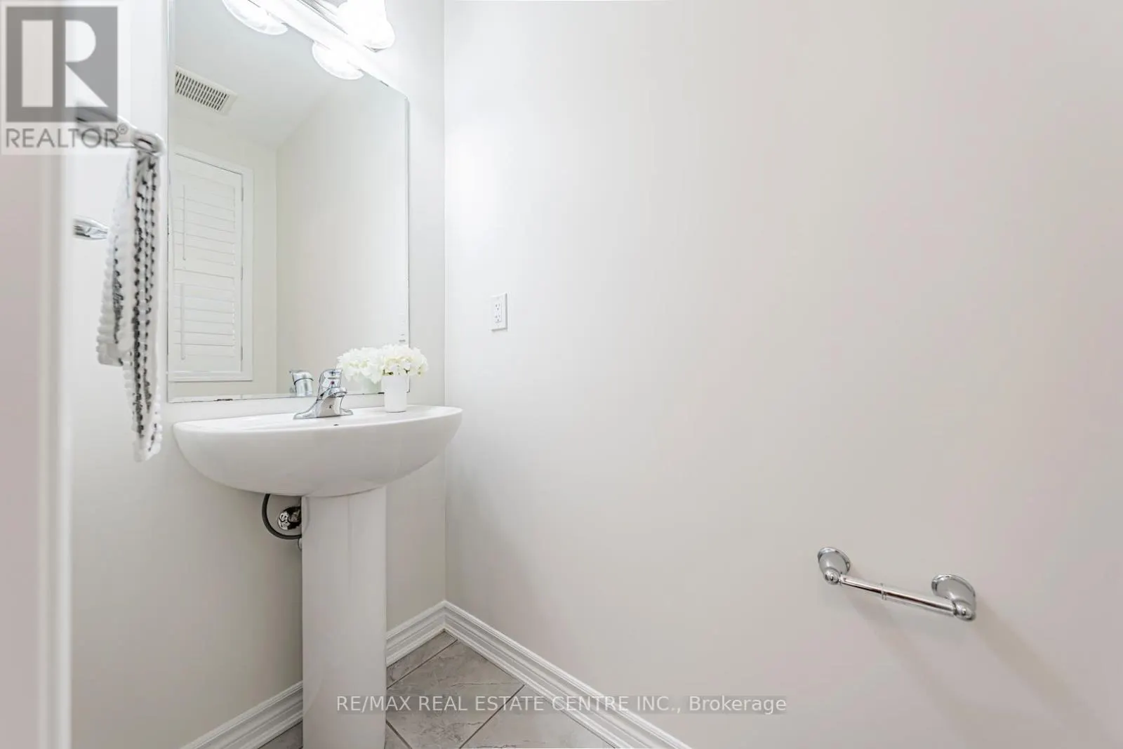 326 ENGLISH MILL COURT