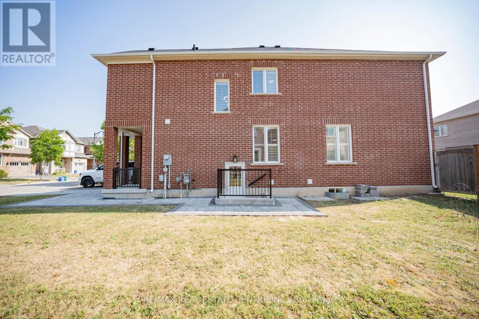 326 ENGLISH MILL COURT
