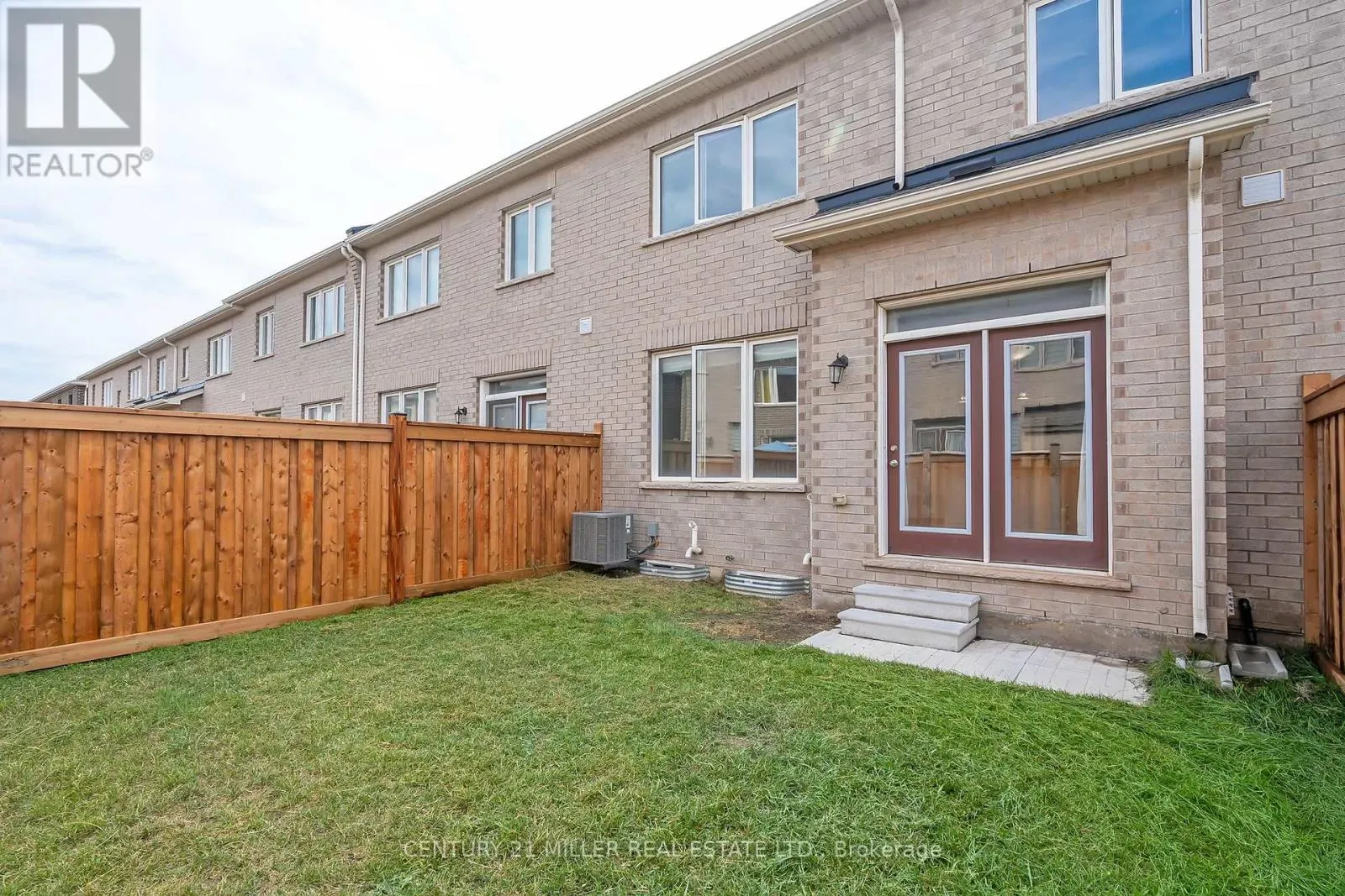 1554 MOIRA CRESCENT