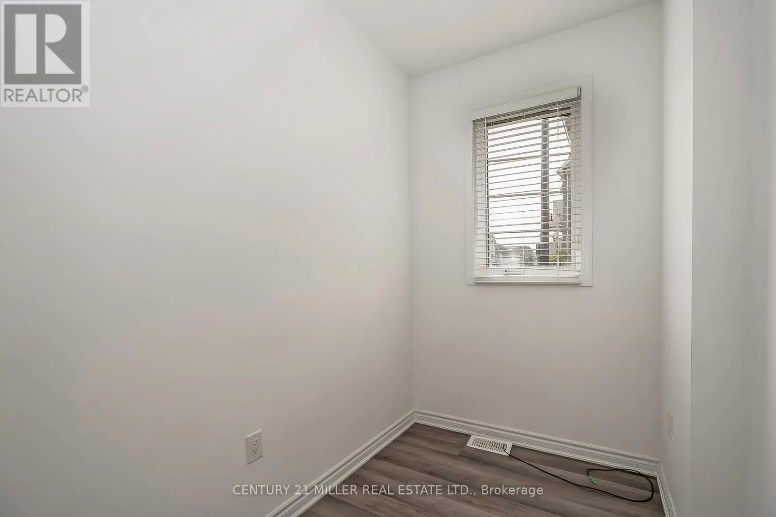 1554 MOIRA CRESCENT