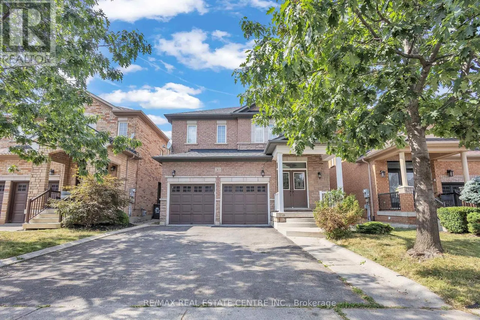 30 EL CAMINO WAY