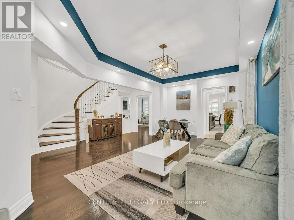 8 COVINA ROAD