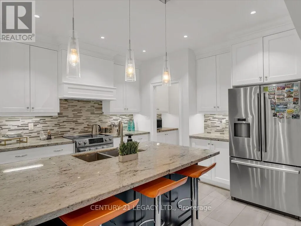 8 COVINA ROAD