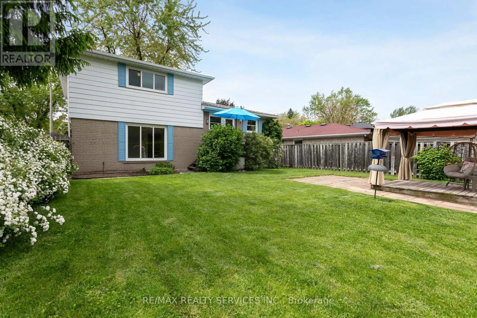 25 MELVILLE CRESCENT