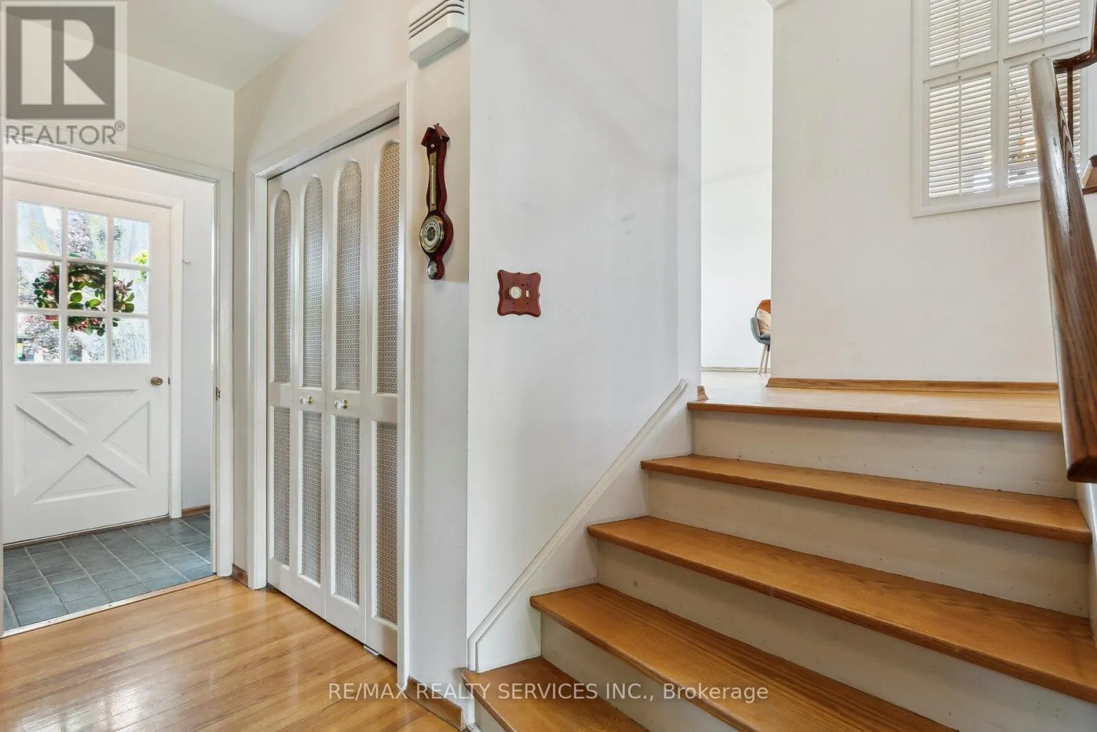 25 MELVILLE CRESCENT