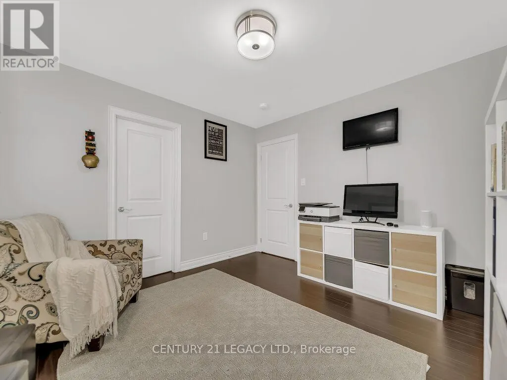 8 COVINA ROAD