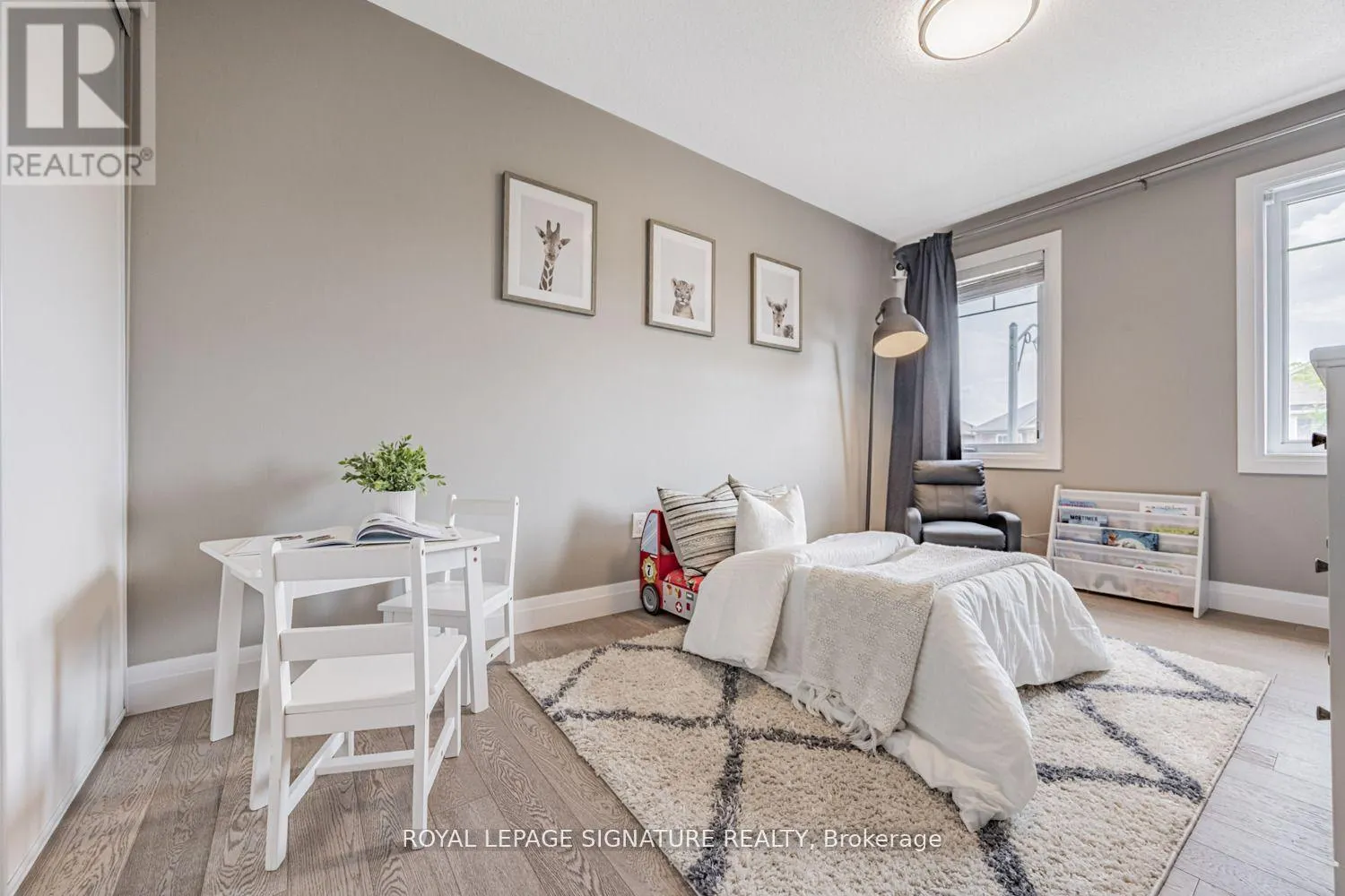 439 ZUEST CRESCENT