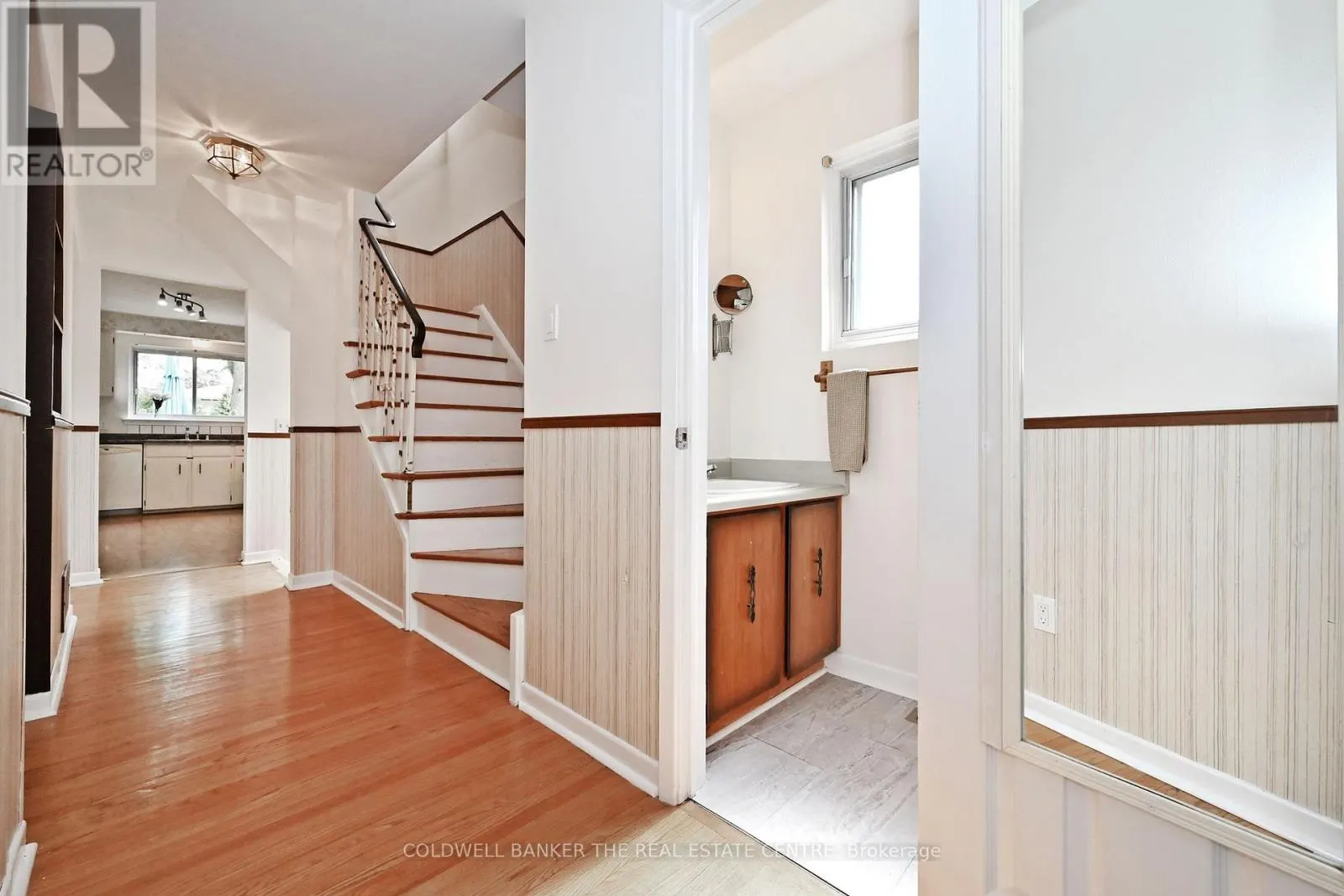 3131 RYMAL ROAD