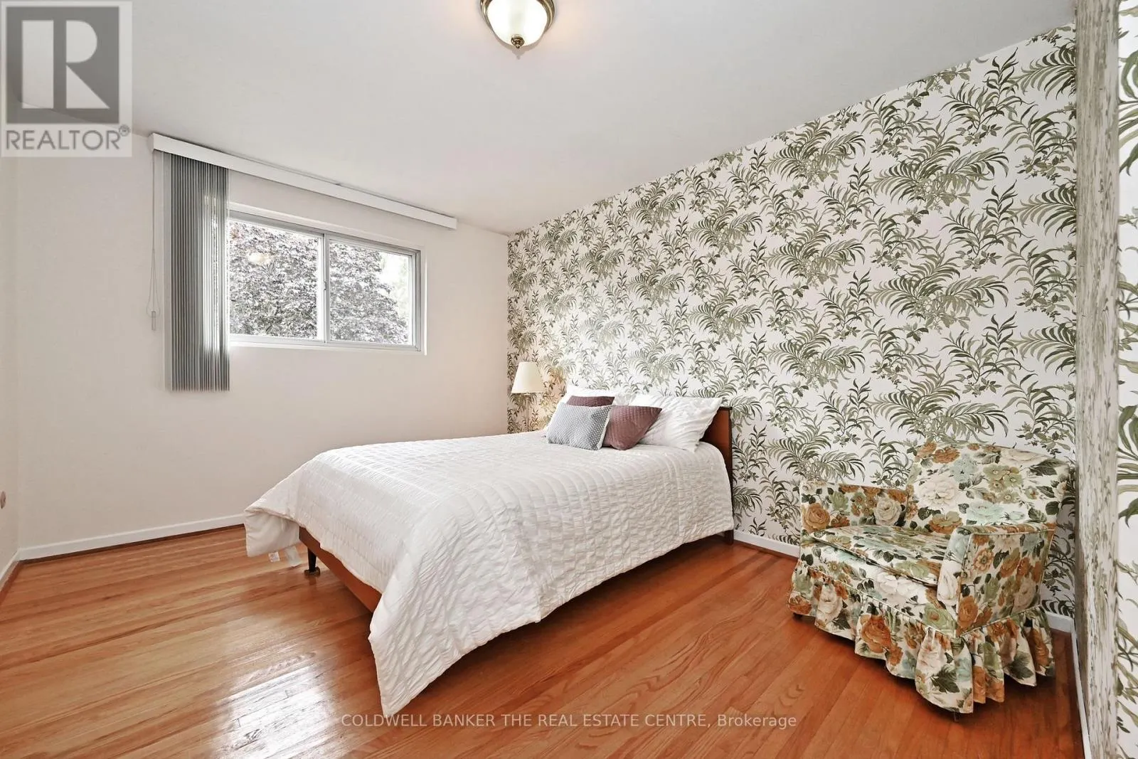3131 RYMAL ROAD