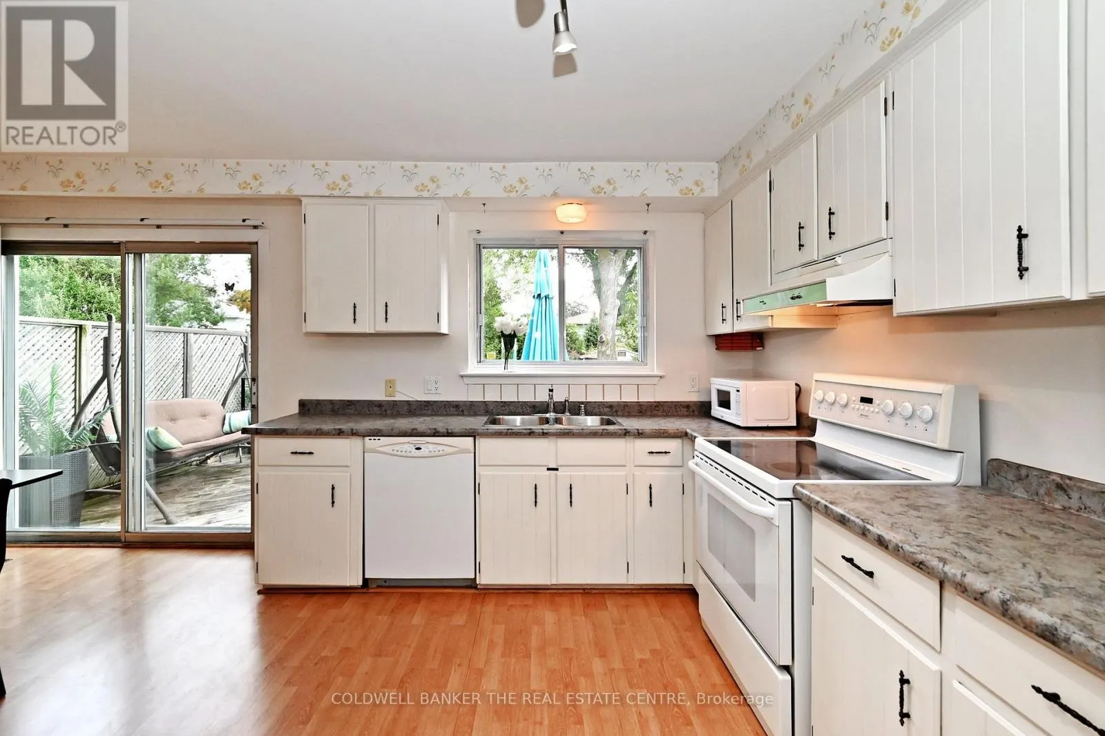 3131 RYMAL ROAD