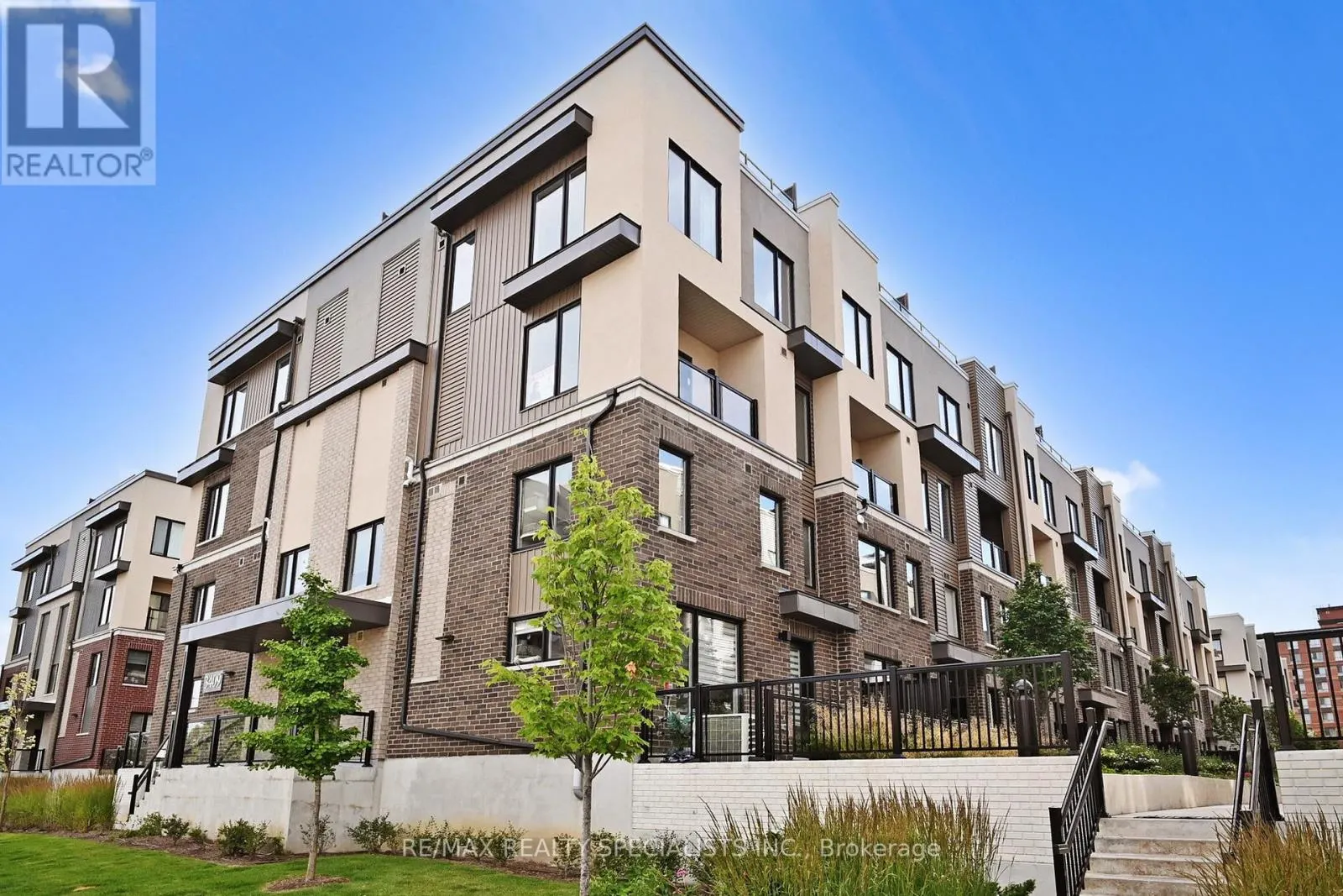 34 - 3409 RIDGEWAY DRIVE