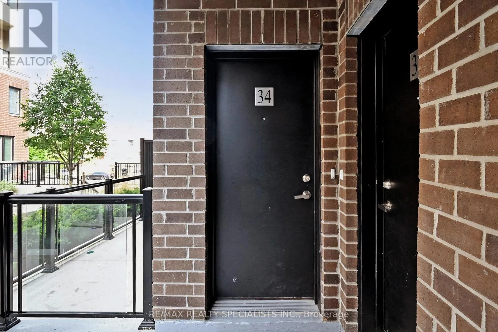34 - 3409 RIDGEWAY DRIVE