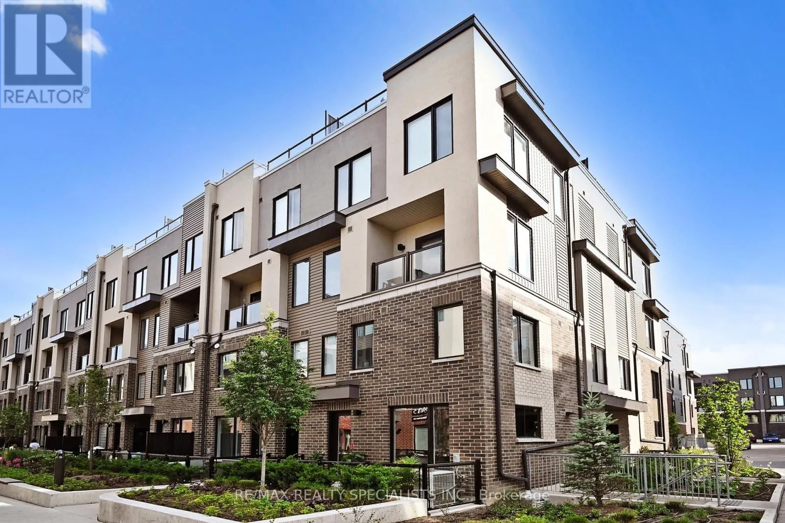 34 - 3409 RIDGEWAY DRIVE